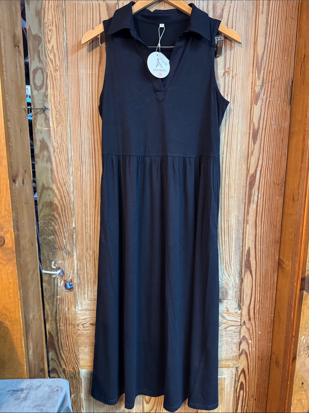Sleeveless Polo Maxi Dress in Black by Anrabess Small